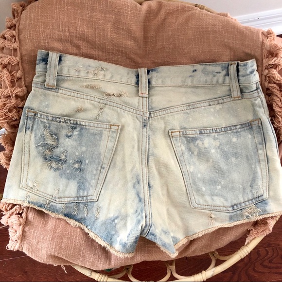 ARITZIA / TNA denim shorts - Picture 5 of 5